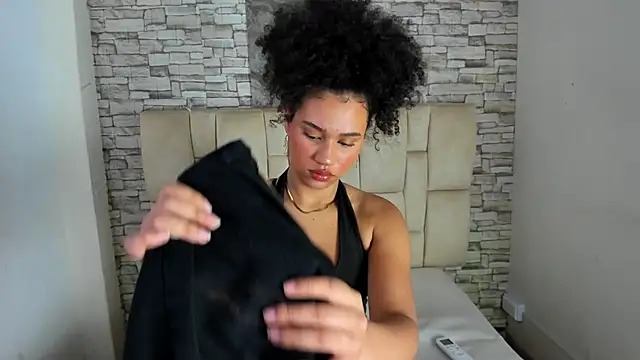 Celesste doll online show from 11/27/25, 01:11