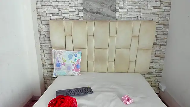 Celesste doll online show from 12/20/25, 12:41