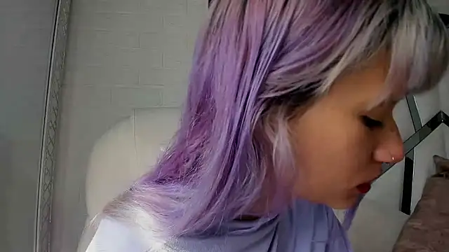 Snapshot of barbieambar chatting on 10/16/25, 01:08 barbieambar online show from 10/16/25, 01:08