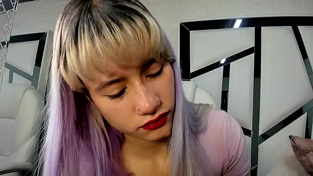 barbieambar online show from 10/28/25, 01:32