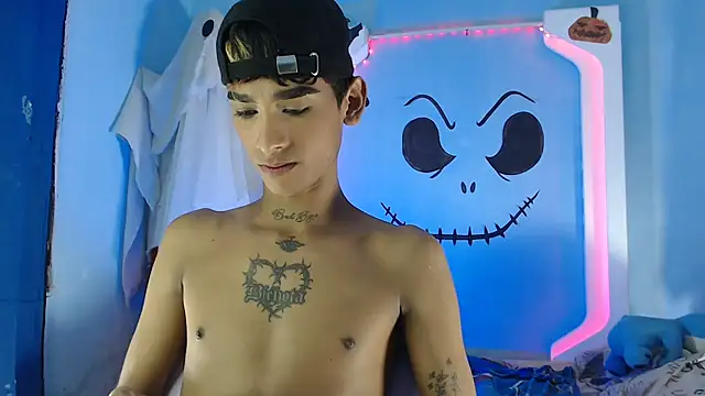 Snapshot of gabo_hotboy chatting on 10/13/25, 10:50 gabo hotboy online show from 10/13/25, 10:50