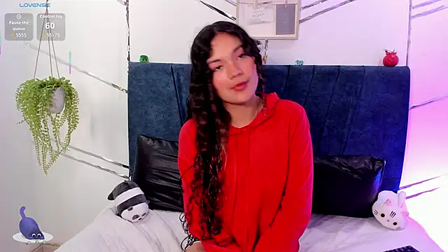 Camilla Miller01 online show from 11/13/25, 03:49