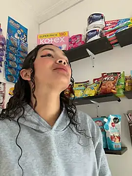 Camilla Miller01 online show from 04/15/26, 07:40