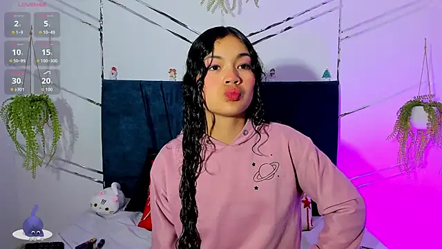 Camilla Miller01 online show from 12/04/25, 12:37