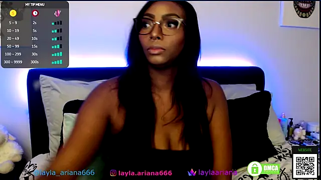 LaylaAriana online show from 11/30/25, 05:41