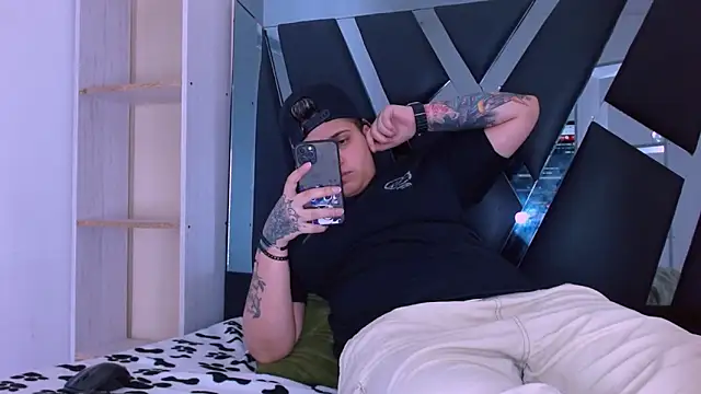 karla sexy21 online show from 11/02/25, 01:27