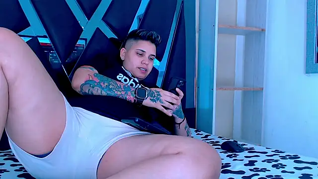 karla sexy21 online show from 11/06/25, 04:27