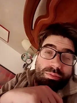 Snapshot of ynroh_87 chatting on 04/23/26, 09:16 ynroh 87 online show from 04/23/26, 09:16