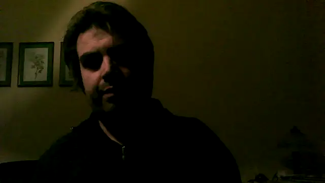 Snapshot of ynroh_87 chatting on 01/06/26, 04:44 ynroh 87 online show from 01/06/26, 04:44