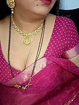Snapshot of Niharika555 chatting on 05/07/26, 04:21 Niharika555 online show from 05/07/26, 04:21