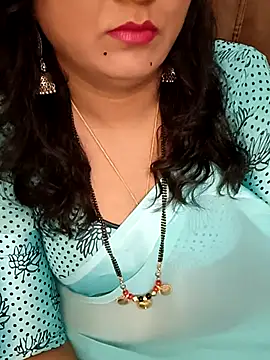 Snapshot of Niharika555 chatting on 05/13/26, 05:20 Niharika555 online show from 05/13/26, 05:20