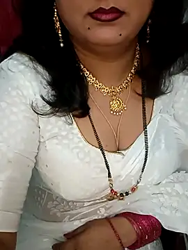 Snapshot of Niharika555 chatting on 05/17/26, 03:12 Niharika555 online show from 05/17/26, 03:12