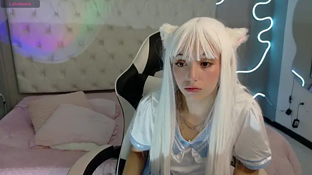 Snapshot of Megan__cole1 chatting on 09/24/25, 04:08 Megan cole1 online show from 09/24/25, 04:08