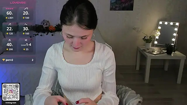 ArleneThomas online show from 11/14/25, 01:37