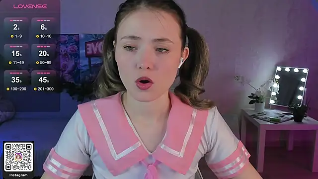 ArleneThomas online show from 12/05/25, 01:43