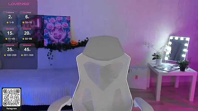 ArleneThomas online show from 12/04/25, 01:43