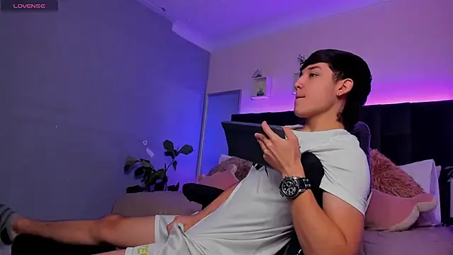 Ares di martin online show from 12/02/25, 01:46