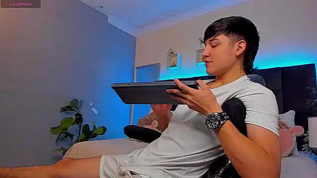 Ares di martin online show from 12/16/25, 04:00