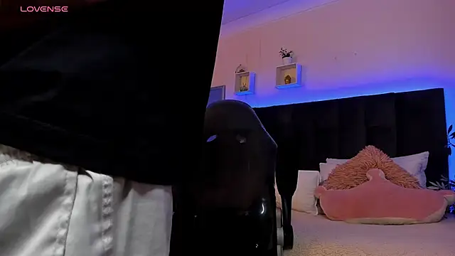 Ares di martin online show from 12/19/25, 02:08