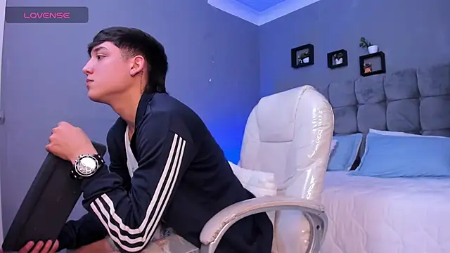 Ares di martin online show from 11/14/25, 05:33