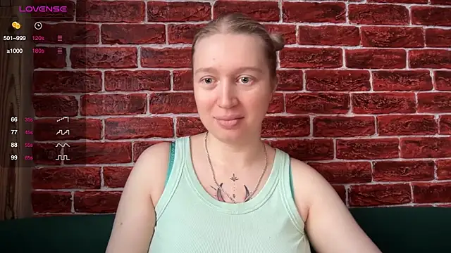 CitrusBlissss online show from 11/27/25, 03:18