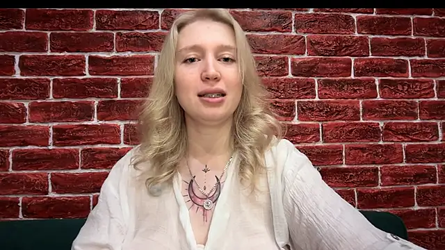 CitrusBlissss online show from 10/30/25, 02:36