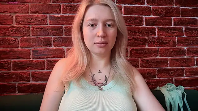 CitrusBlissss online show from 11/24/25, 02:44