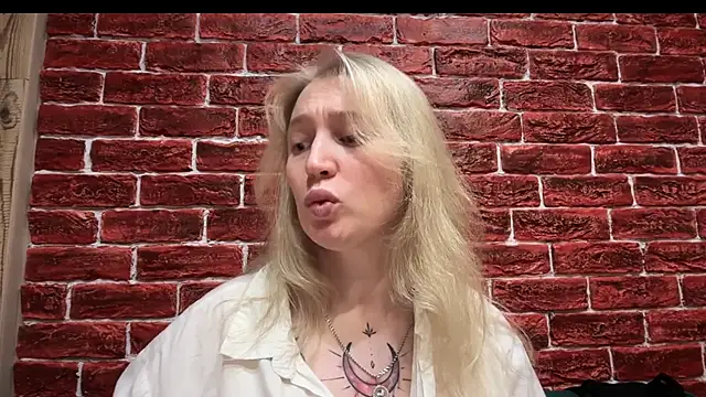 CitrusBlissss online show from 10/28/25, 12:15