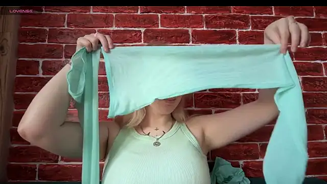 CitrusBlissss online show from 11/03/25, 02:17