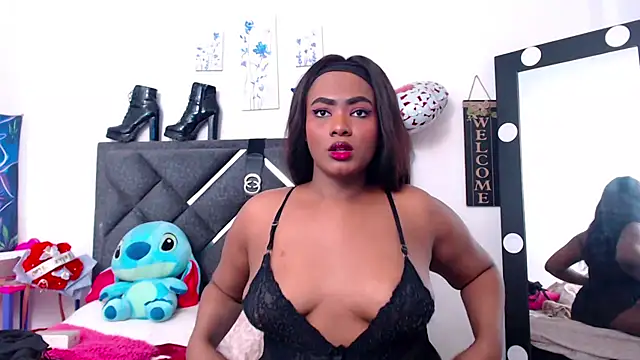 Snapshot of NatashaBella chatting on 10/11/25, 07:37 NatashaBella online show from 10/11/25, 07:37