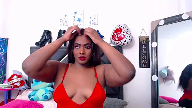 Snapshot of NatashaBella chatting on 10/26/25, 12:16 NatashaBella online show from 10/26/25, 12:16