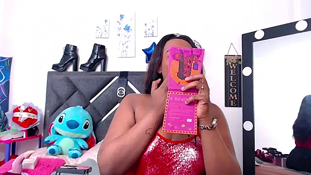 Snapshot of NatashaBella chatting on 10/07/25, 06:42 NatashaBella online show from 10/07/25, 06:42