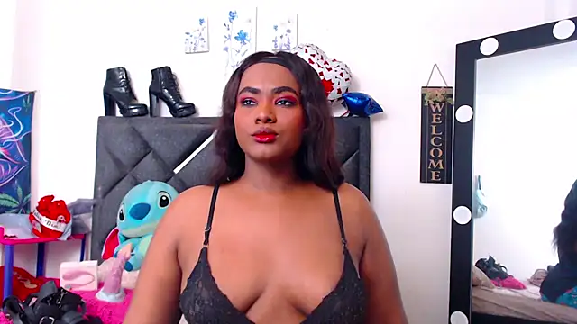 NatashaBella online show from 11/14/25, 02:21
