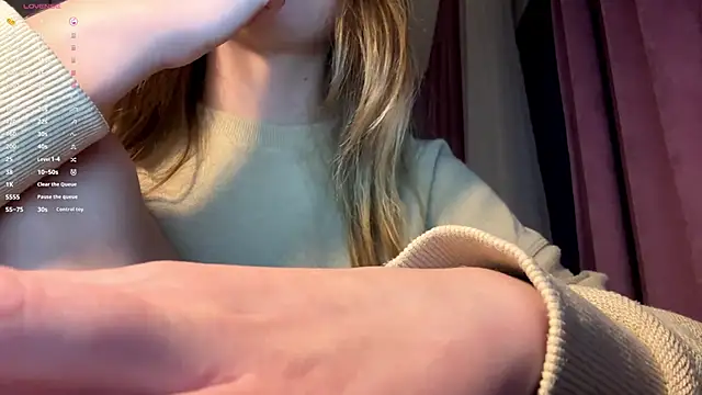 LinaMoonBlessed online show from 12/19/25, 12:07