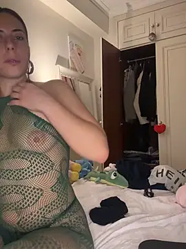 very licious online show from 05/15/26, 11:36
