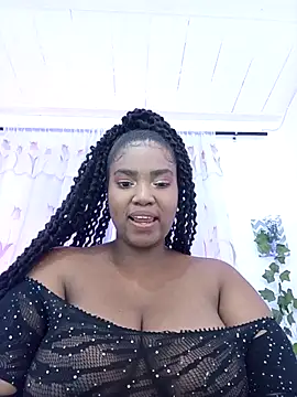 SamaraArtiaga1 online show from 11/28/25, 10:54