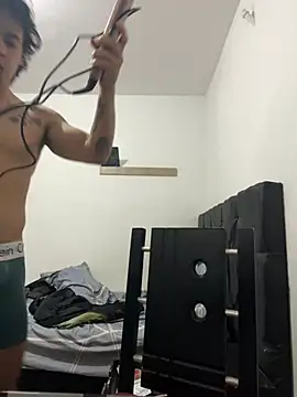 The amazing Tyler online show from 07/04/26, 11:31