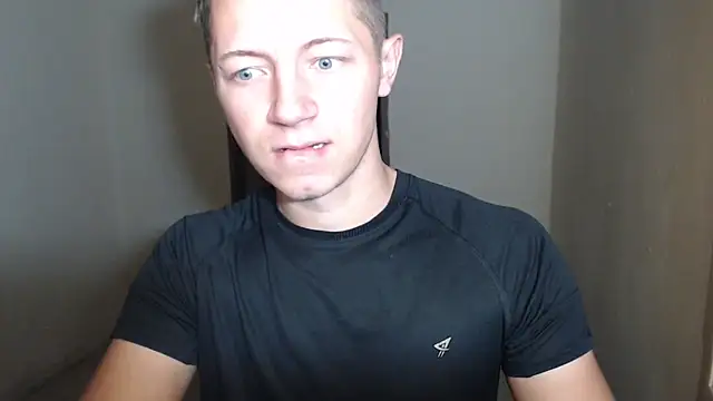 BlondZilla online show from 12/14/25, 10:21