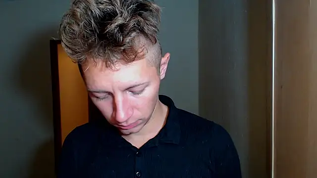 BlondZilla online show from 12/04/25, 03:05