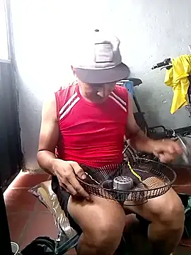 miroqui143 online show from 03/05/26, 03:52