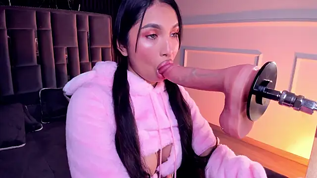 Snapshot of Amberashford chatting on 09/14/25, 04:02 Amberashford online show from 09/14/25, 04:02