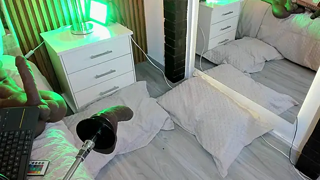 Amberashford online show from 05/14/26, 03:25