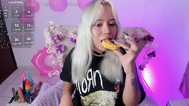 Snapshot of Nataliahenao69 chatting on 12/04/25, 03:11 Nataliahenao69 online show from 12/04/25, 03:11