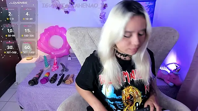 Nataliahenao69 online show from 05/07/26, 12:15