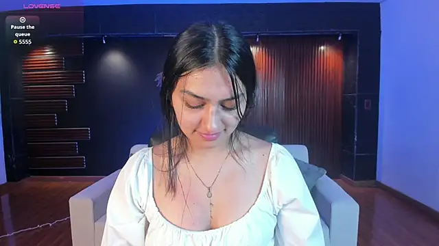 AidaJones online show from 10/03/25, 12:39