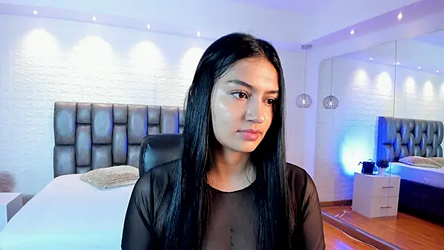 Snapshot of AidaJones chatting on 04/28/26, 11:36 AidaJones online show from 04/28/26, 11:36