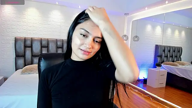 Snapshot of AidaJones chatting on 05/02/26, 01:27 AidaJones online show from 05/02/26, 01:27
