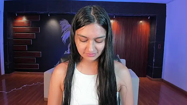 AidaJones online show from 09/18/25, 11:57