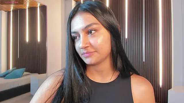 AidaJones online show from 10/31/25, 02:24