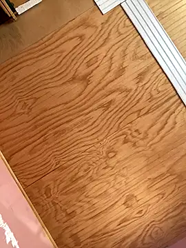 kiittyselenita online show from 12/17/25, 08:47